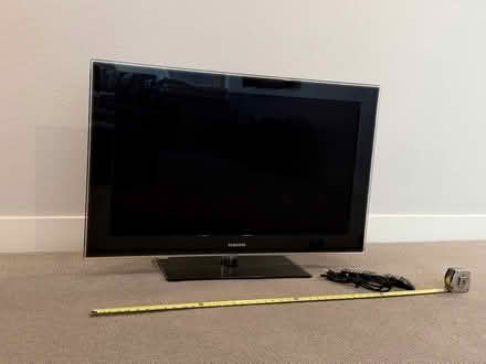 Photo of free 40” Samsung LCD Television (West Side of Longmont) #2