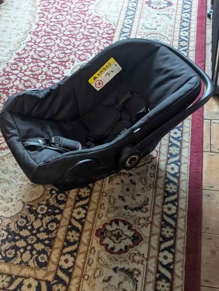 Photo of free Ickle bubba car seat (Bruce Grove N17) #2