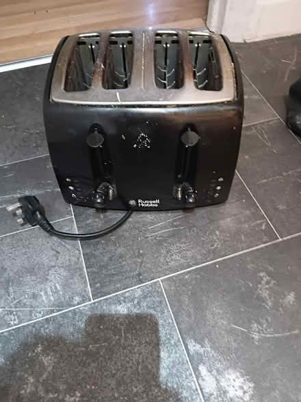 Photo of free 4 slice toaster (N3) #1