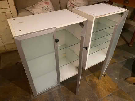 Photo of free kitchen / bathroom wall cupboards (Iffley Road OX4) #2
