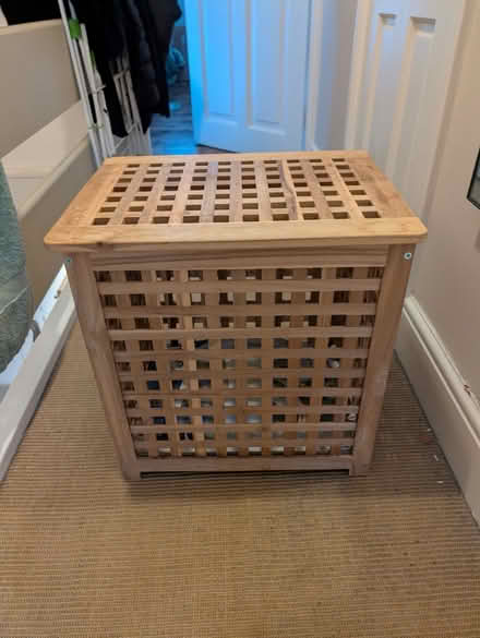 Photo of free Wooden laundry basket (London fields E8) #1