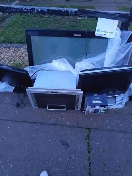 Photo of free Televisions (No.2 Danderhall,EH221NG) #1