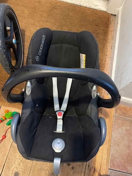 Photo of free Maxi Cosi (Queen's Park BN2) #1