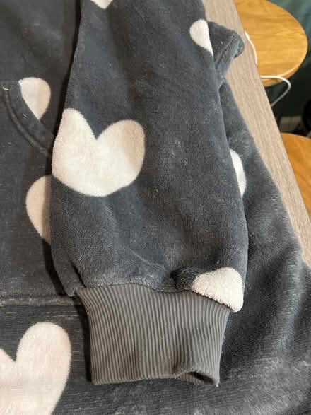 Photo of free Grey Oversized Blanket Hoodie with Heart Design (Southsea PO4) #3