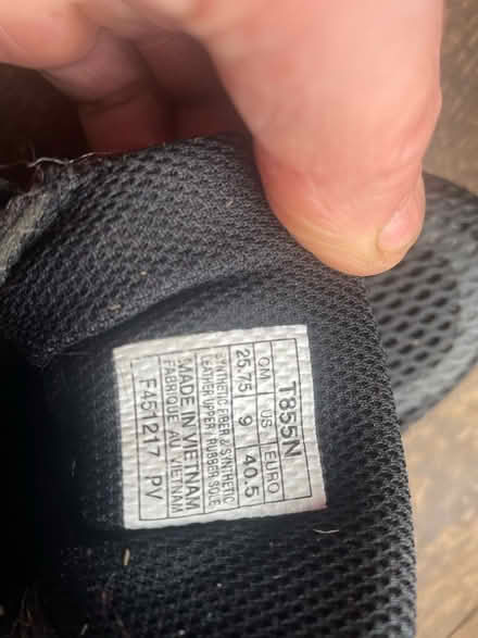 Photo of free Women’s running shoes size 7 (Fairfield LA1) #3