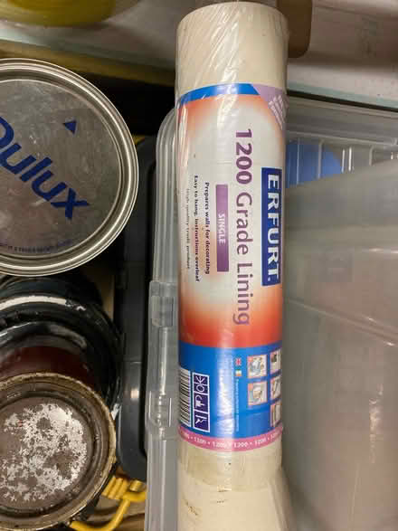 Photo of free X6 rolls of wall lining for decorat (N13 Palmers Green) #1