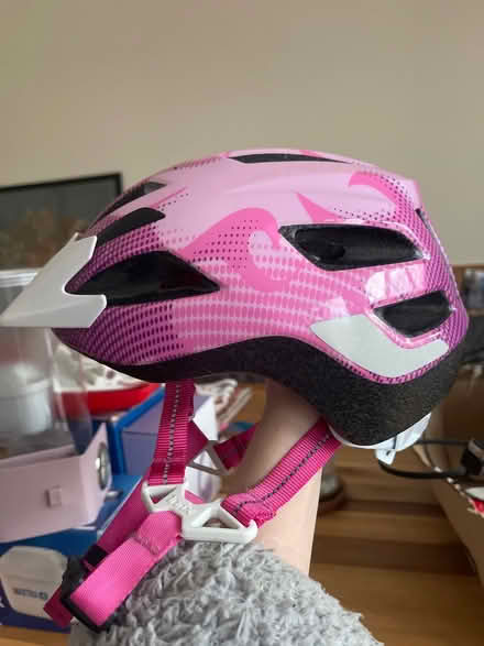 Photo of free Girls bicycle helmet 50-55cm head (Muswell Hill N10) #3
