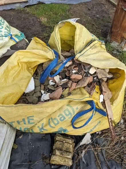 Photo of free 4 dumpy bulk bags rubble (Tingley, Leeds/wakey WF3) #4