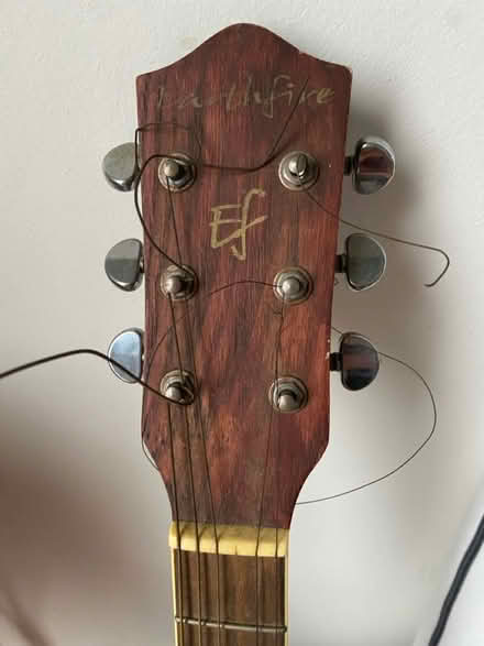 Photo of free Guitar (Bristol BS3 (Totterdown)) #2