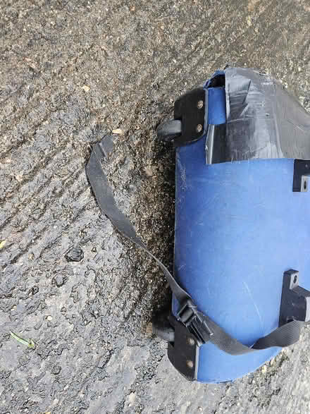 Photo of free Holdall with wheels (Baldock) #2