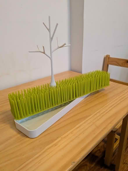 Photo of free Baby Bottle 'Grass' Dryer (146th & Amsterdam Ave) #1