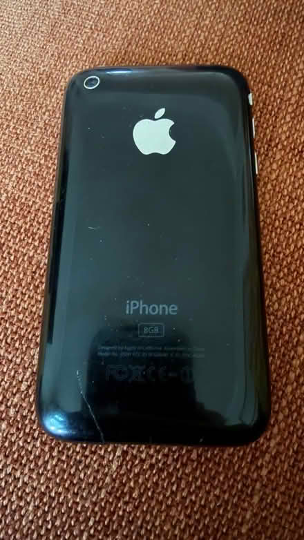 Photo of free iphone 3G, reset, no Sim, boxed (Welling DA16) #3