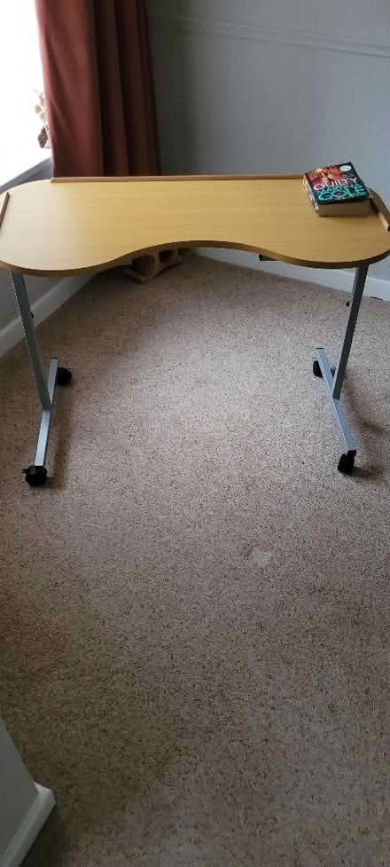 Photo of free Mobile Table (Townend FY5) #3