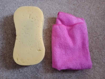 Photo of free Car sponge and cleaning cloth (Fareham PO15) #1
