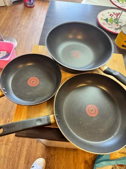 Photo of free Tefal wok and 2 frying pans (Dawlish Devon EX7) #1