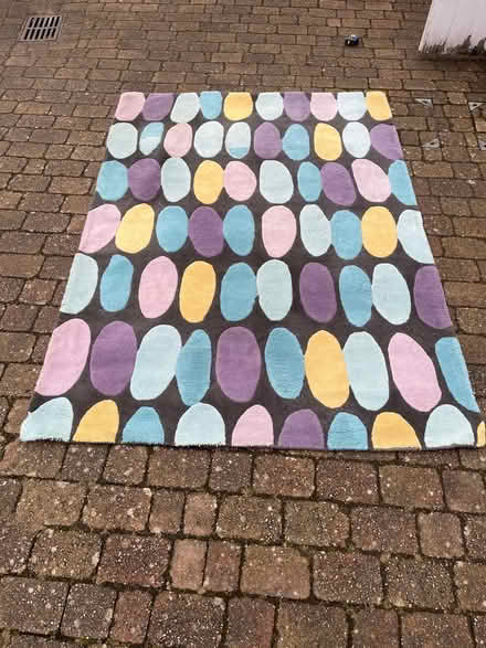 Photo of free Colourful rug (Guildford GU2) #1