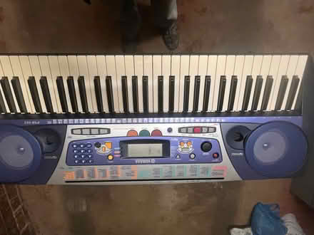 Photo of free Yamaha Electric Keyboard (Whiston S60) #3