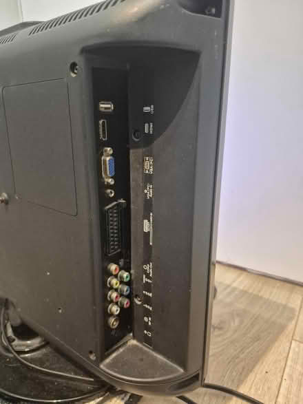 Photo of free 21" tv (no remote) (Bournemouth BH8) #4