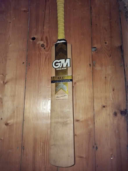 Photo of free Gun & Moore Cricket Bat. Size 6 (Upper Beeding BN44) #1