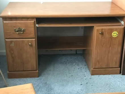 Photo of free bedroom and living room furniture (Near Tolland High School) #4