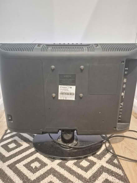 Photo of free 21" tv (no remote) (Bournemouth BH8) #3