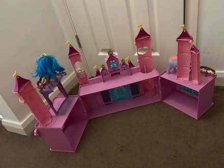 Photo of free Pink princess castle toy girls kids (Elm Park RM12) #3