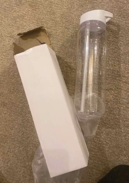 Photo of free New water bottle (Herne Hill, SE24) #1