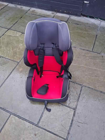 Photo of free Child car seat (Henlow SG16) #1