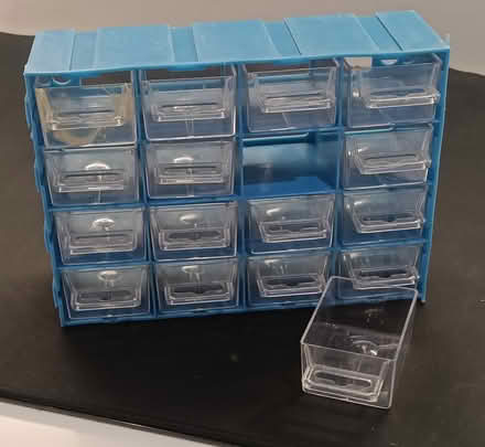 Photo of free Set of Plastic Trays (Tilehurst (RG31)) #1