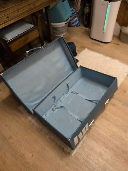 Photo of free Old fashioned suitcase (Bathampton) #2