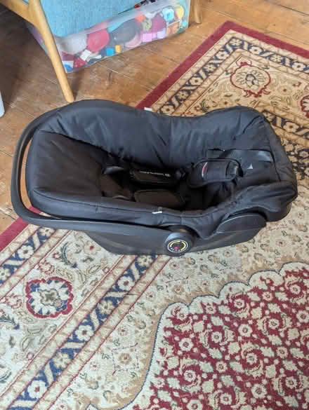 Photo of free Ickle bubba car seat (Bruce Grove N17) #1
