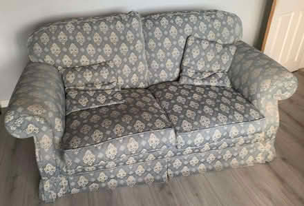 Photo of free Sofa (Slyne-with-Hest LA2) #2
