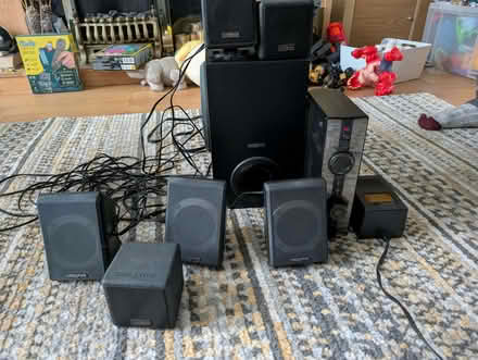 Photo of free Surround sound system for a pc (Galleywood CM2) #1