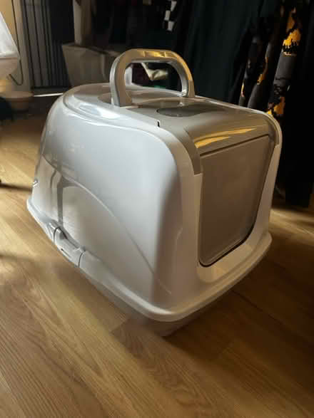 Photo of free Large cat litter box (South Norwood SE25) #1