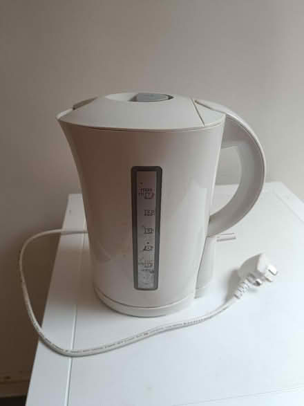 Photo of free Electric kettle (working) (Roath CF24) #1