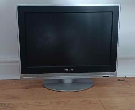 Photo of free 19 inch TV (SE9) #1