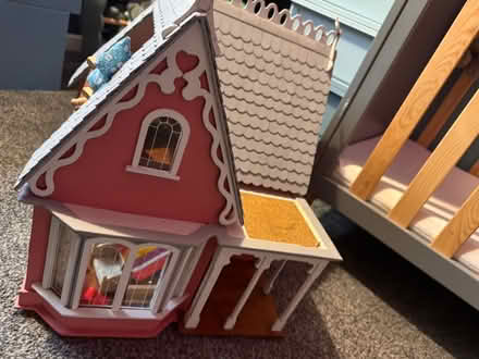 Photo of free Dolls house (New England) #1