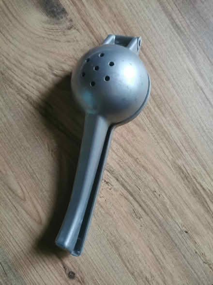 Photo of free Lime-squeezer (Hale End E4) #3