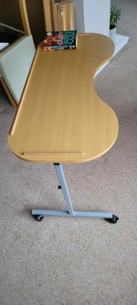 Photo of free Mobile Table (Townend FY5) #2