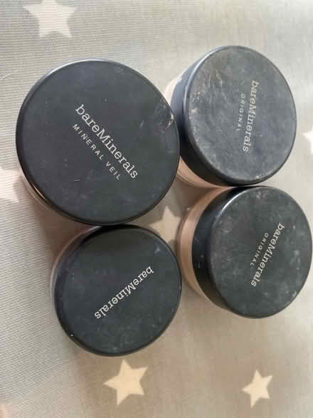 Photo of free Bare minerals powder foundation (Surrenden BN1) #1