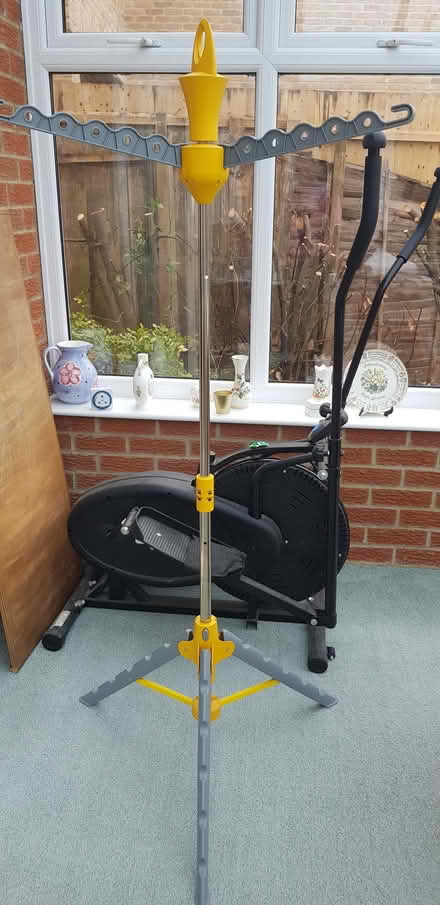 Photo of free clothes airer (Friday Bridge PE14) #1
