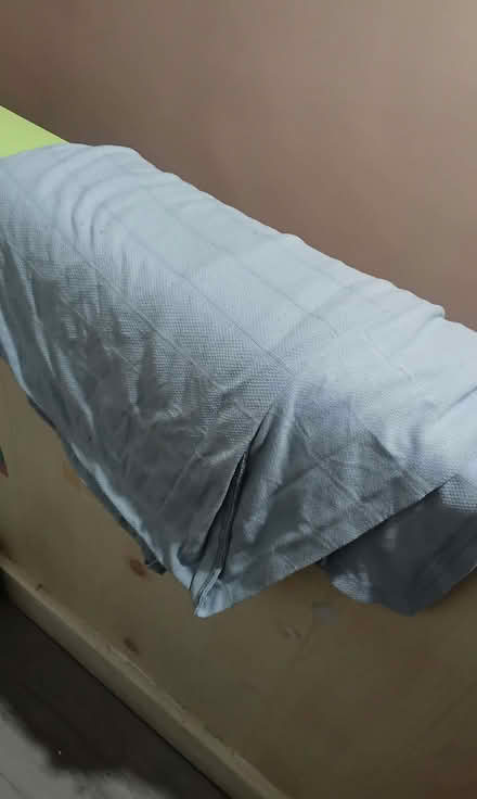 Photo of free warm double blanket (Lewisham SE13) #1