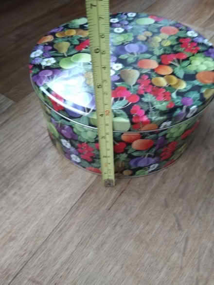 Photo of free 2 cake/round tins, never used (Millhouses S7) #2