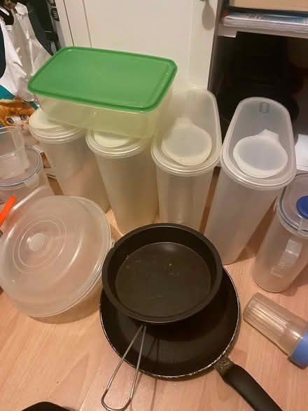 Photo of free Various Kitchen storage and other items (Yarnton OX5) #3