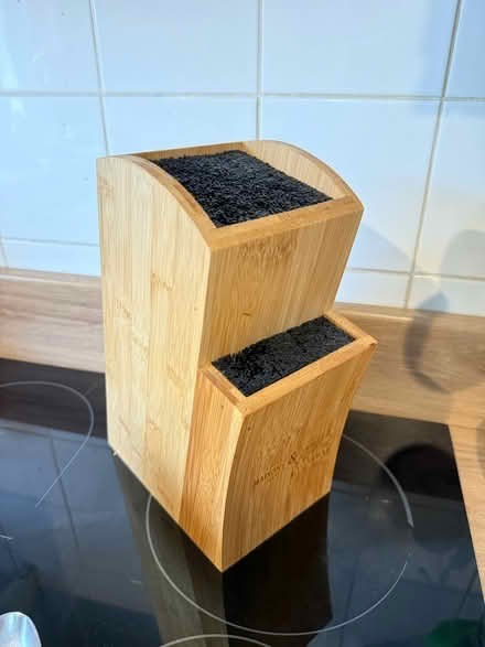 Photo of free Knife block (Edenbridge) #1