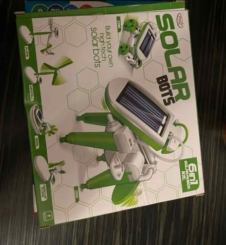 Photo of free Two science kits (Cannonmills EH7) #3