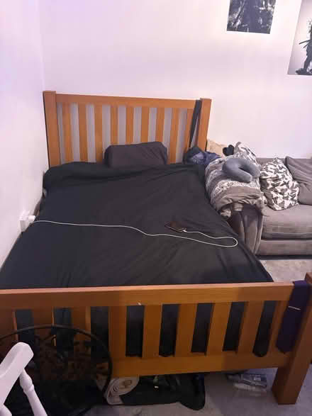 Photo of free Double bed (Hanwell fields OX16) #1