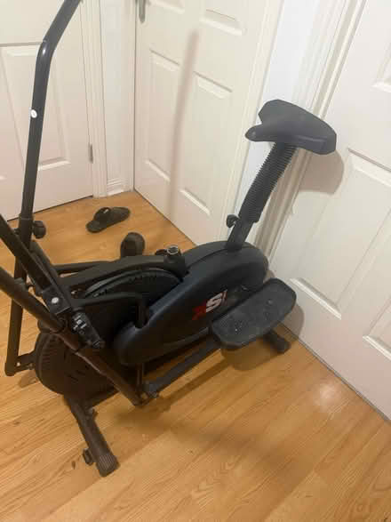 Photo of free Exercise bike (4/41 220 wallace street G5) #1