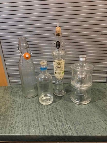 Photo of free Empty oil/vinegar bottles for re-gifting (Elephant and castle SE11) #1