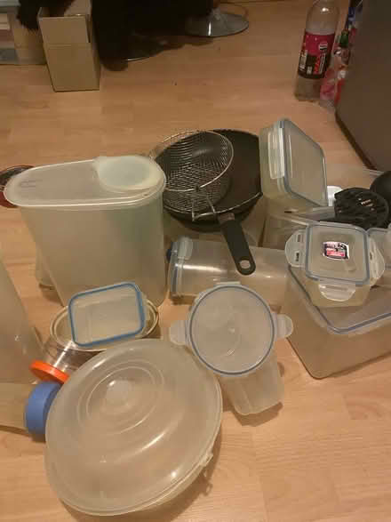 Photo of free Various Kitchen storage and other items (Yarnton OX5) #4